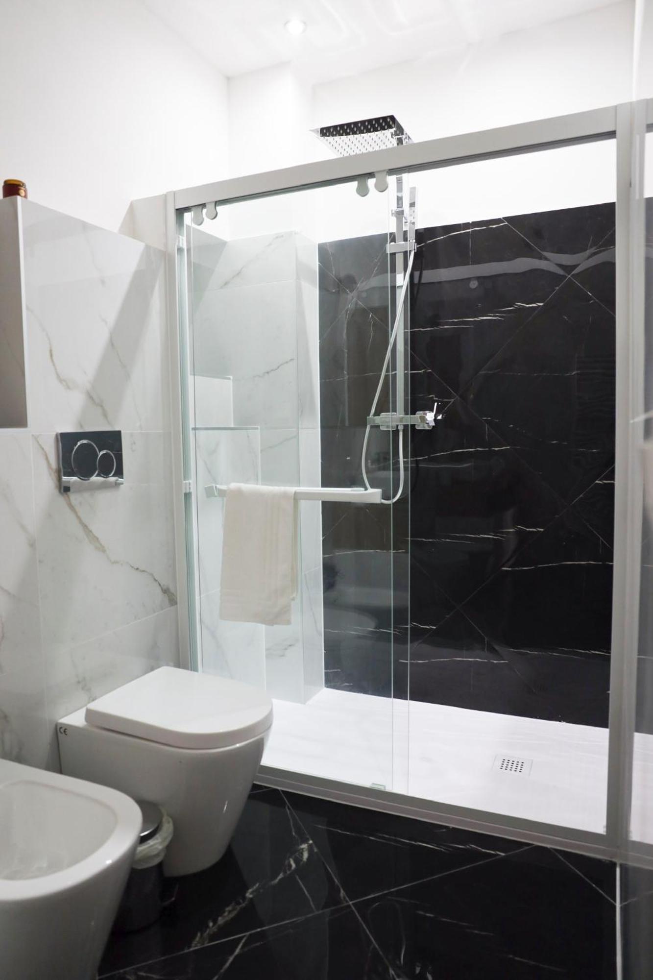 Urban Corner House Apartment Болоня Екстериор снимка