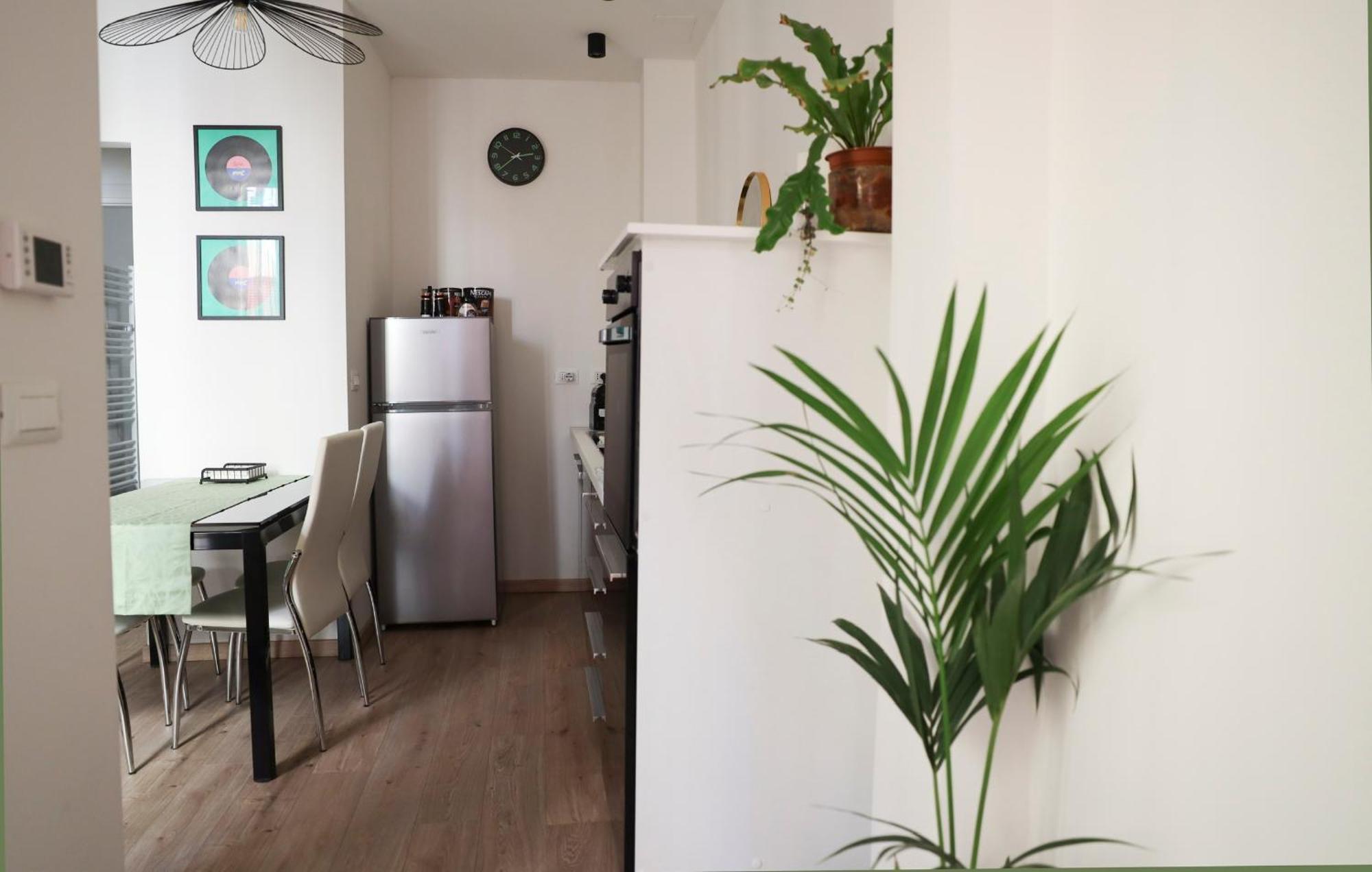 Urban Corner House Apartment Болоня Екстериор снимка