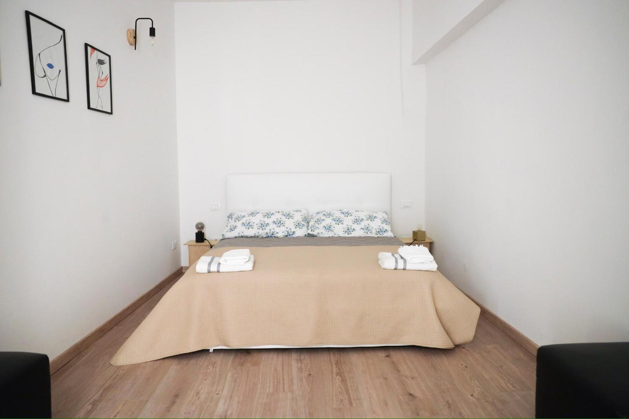Urban Corner House Apartment Болоня Екстериор снимка