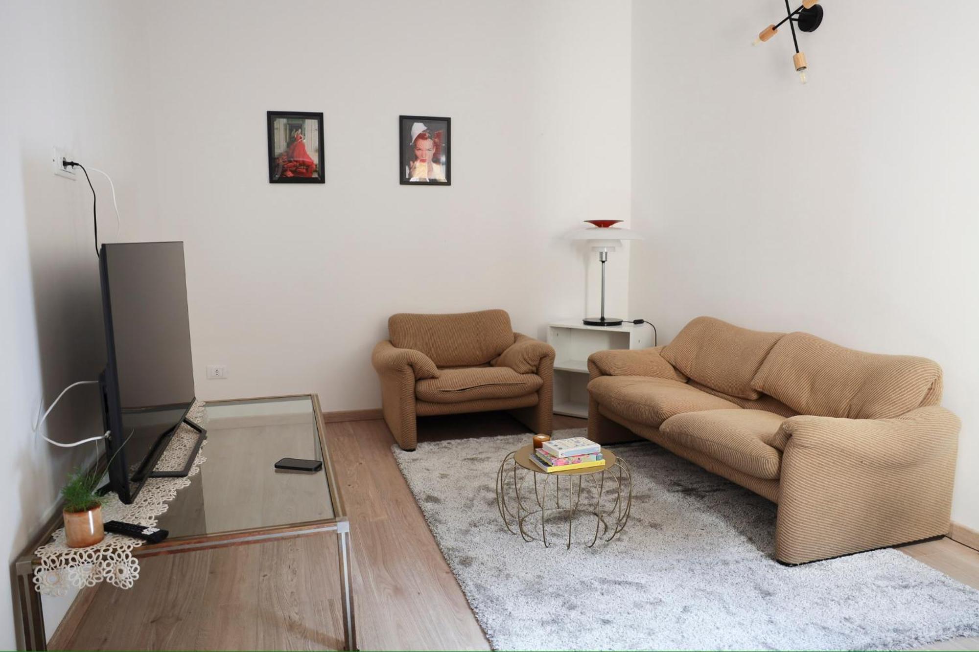 Urban Corner House Apartment Болоня Екстериор снимка