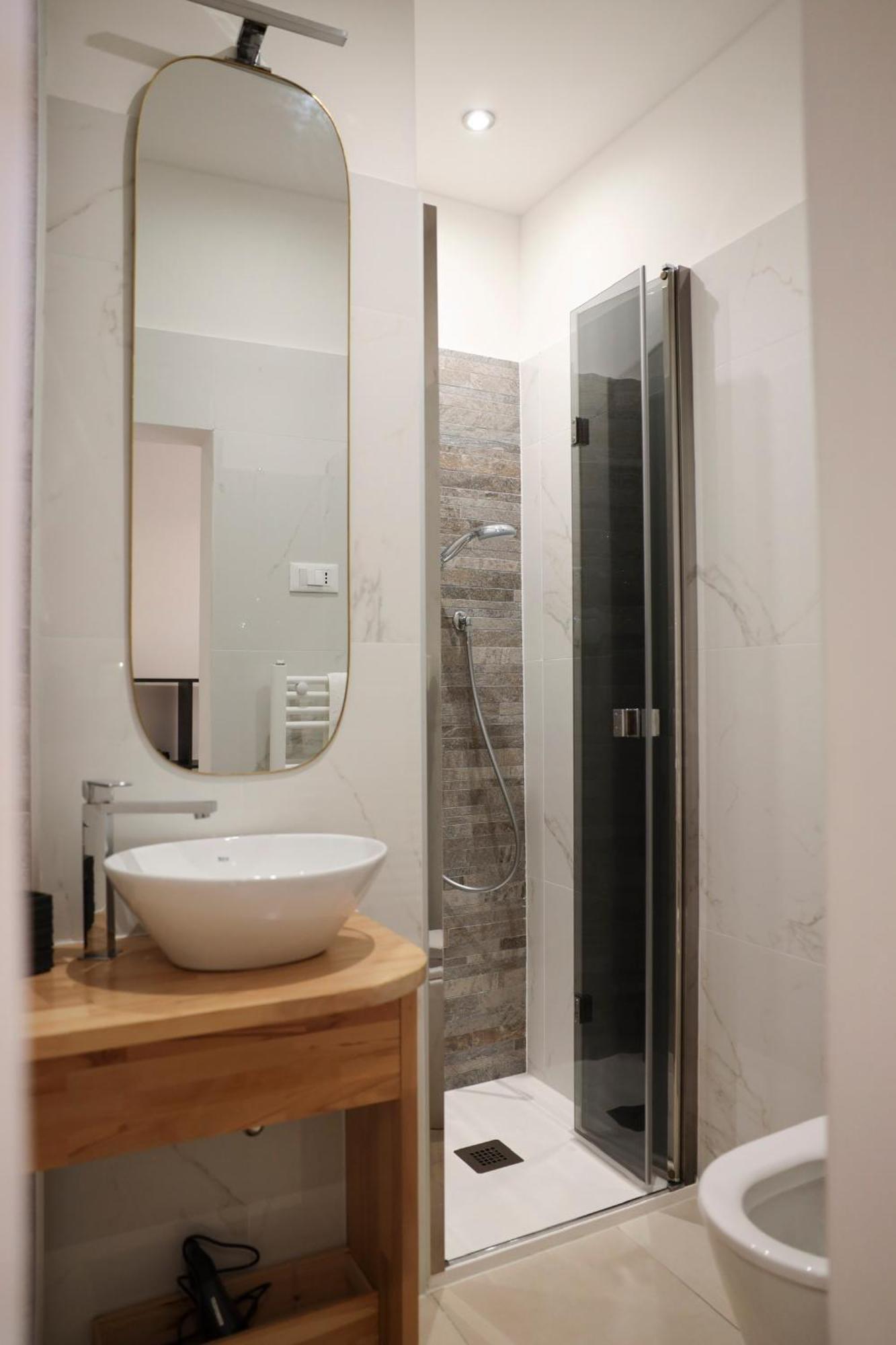 Urban Corner House Apartment Болоня Екстериор снимка